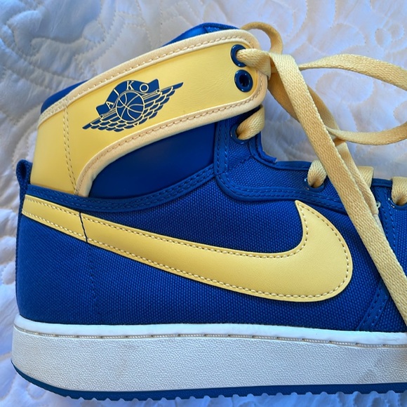 Nike Air Jordon 1 Retro High OG Size 11 - Picture 4 of 6